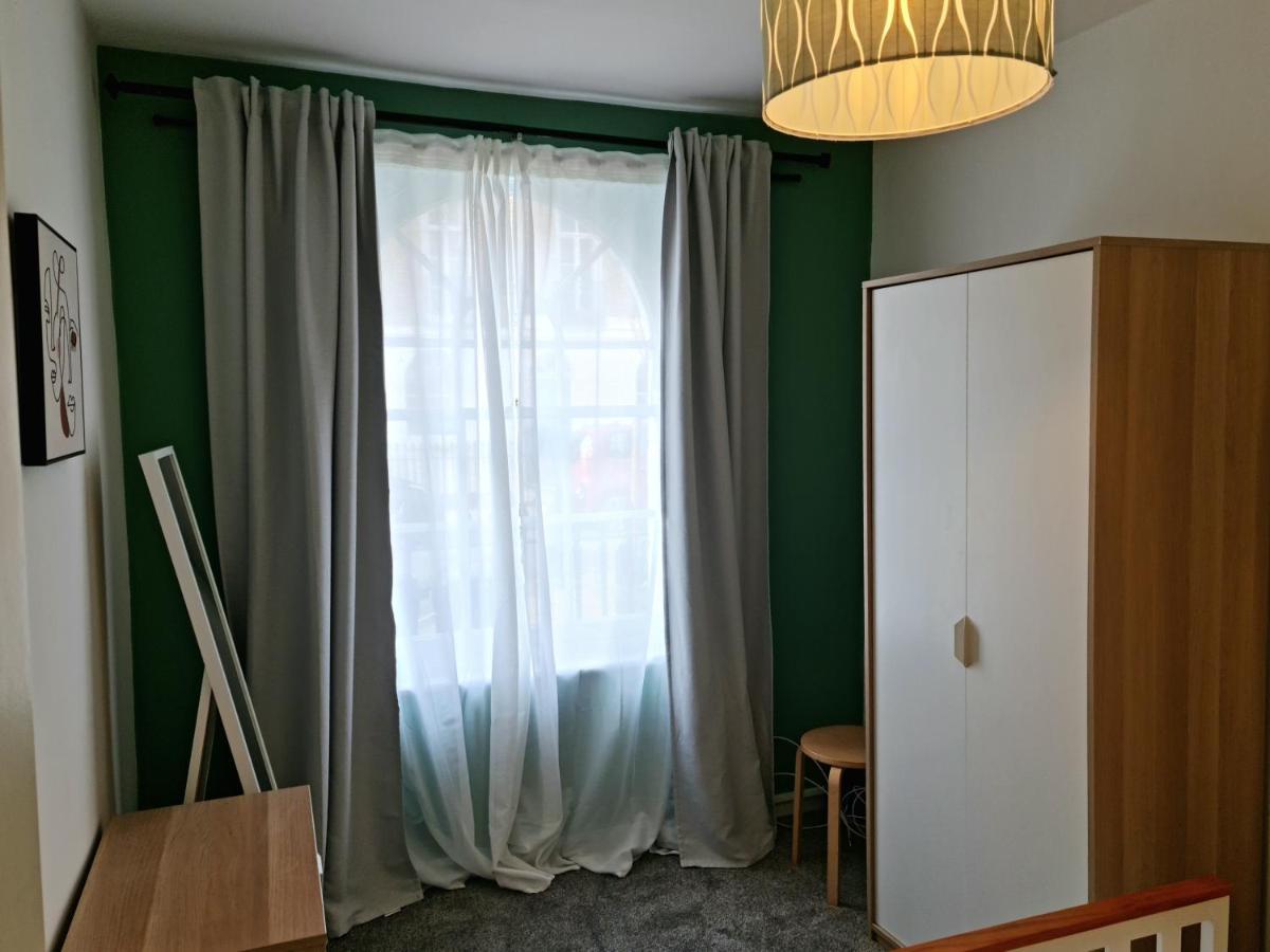 Elegant 1-Bedroom Apartment In Camden Town ロンドン エクステリア 写真